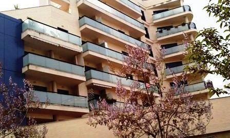 Foto 3 de Garatge de lloguer a Carrer de la Canal de Navarrés, 451, Sant Pau, Valencia