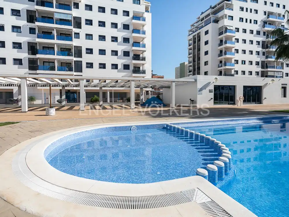 Swimming pool of Flat for rent in La Pobla de Farnals  with Air Conditioner, Heating and Private garden