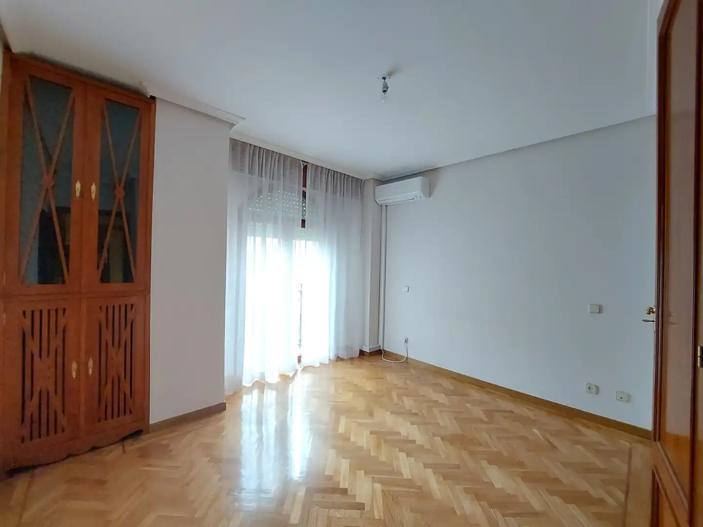 Sala de estar de Piso de alquiler en Madrid con Aire acondicionado, Calefacción y Parquet