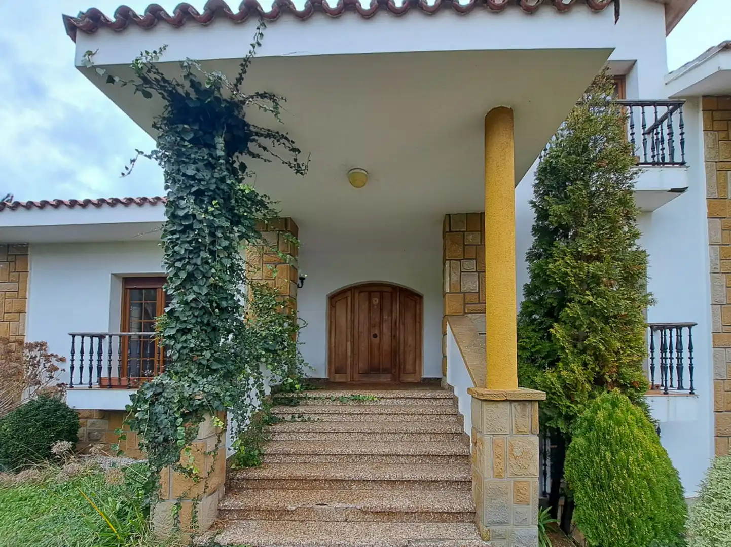 Houses for sale in Castrillón  with Heating, Private garden and Parquet flooring
