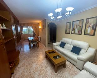 Living room of Flat for sale in Alcalá de Henares  with Air Conditioner, Heating and Internet