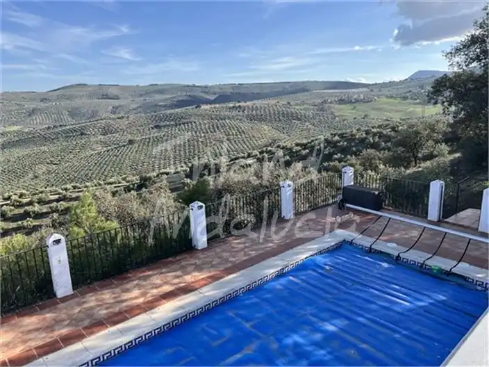 Casa rústica amb piscina en venda a Alcalá la Real, imagen 5