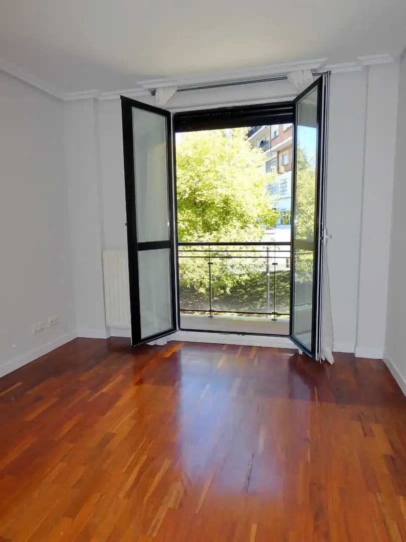 Terrassa de Apartament en venda en Bilbao  amb Calefacció, Parquet i Traster