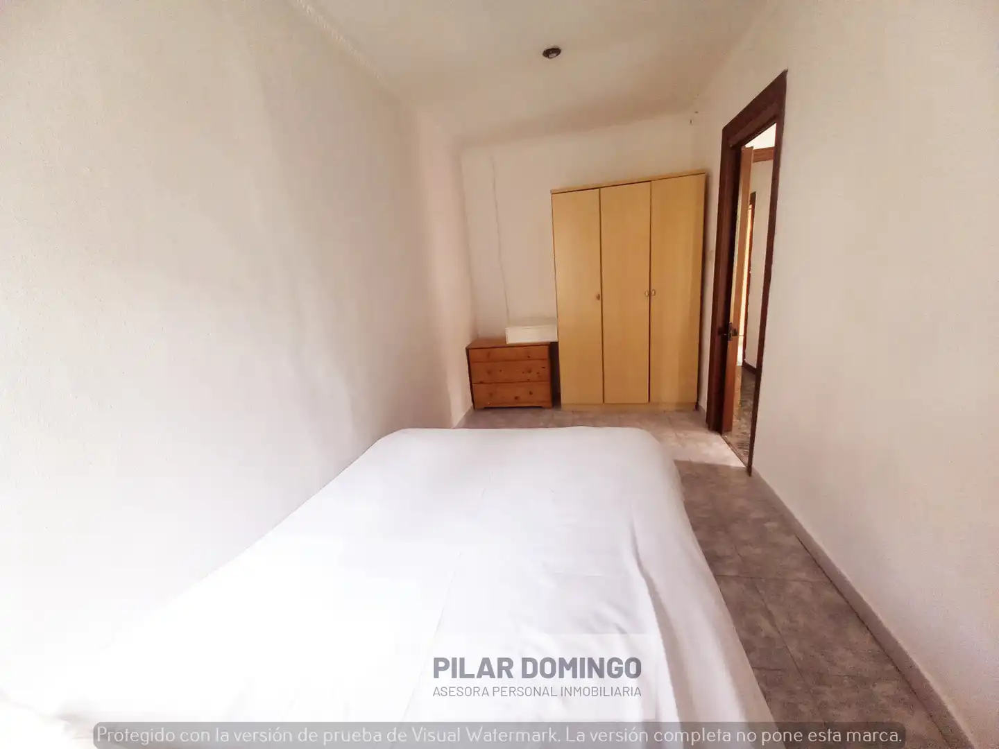 Habitación de Piso en venta en Barcelona con Amueblado, Balcón y Alarma