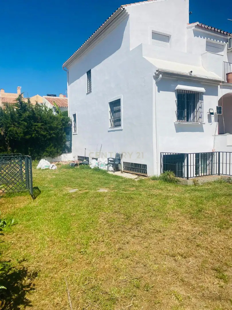 Adossat amb terrassa en venda a Calle García Lorca, Estepona, Spain 13, imagen 17