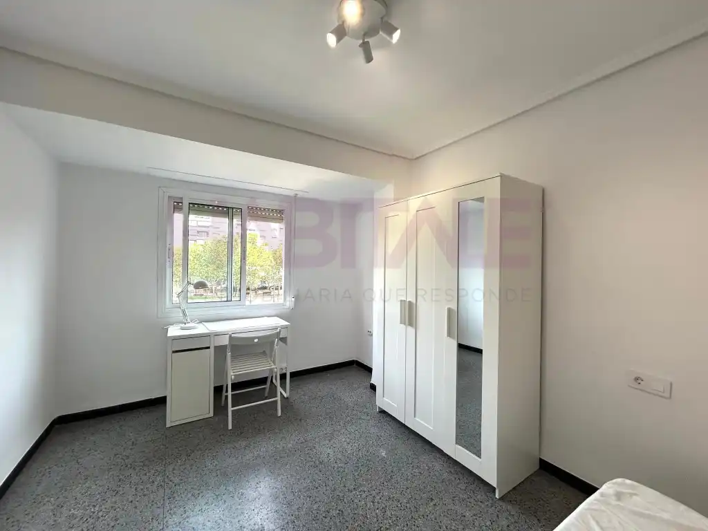 Bedroom of Flat for rent in Valencia  with Furnished