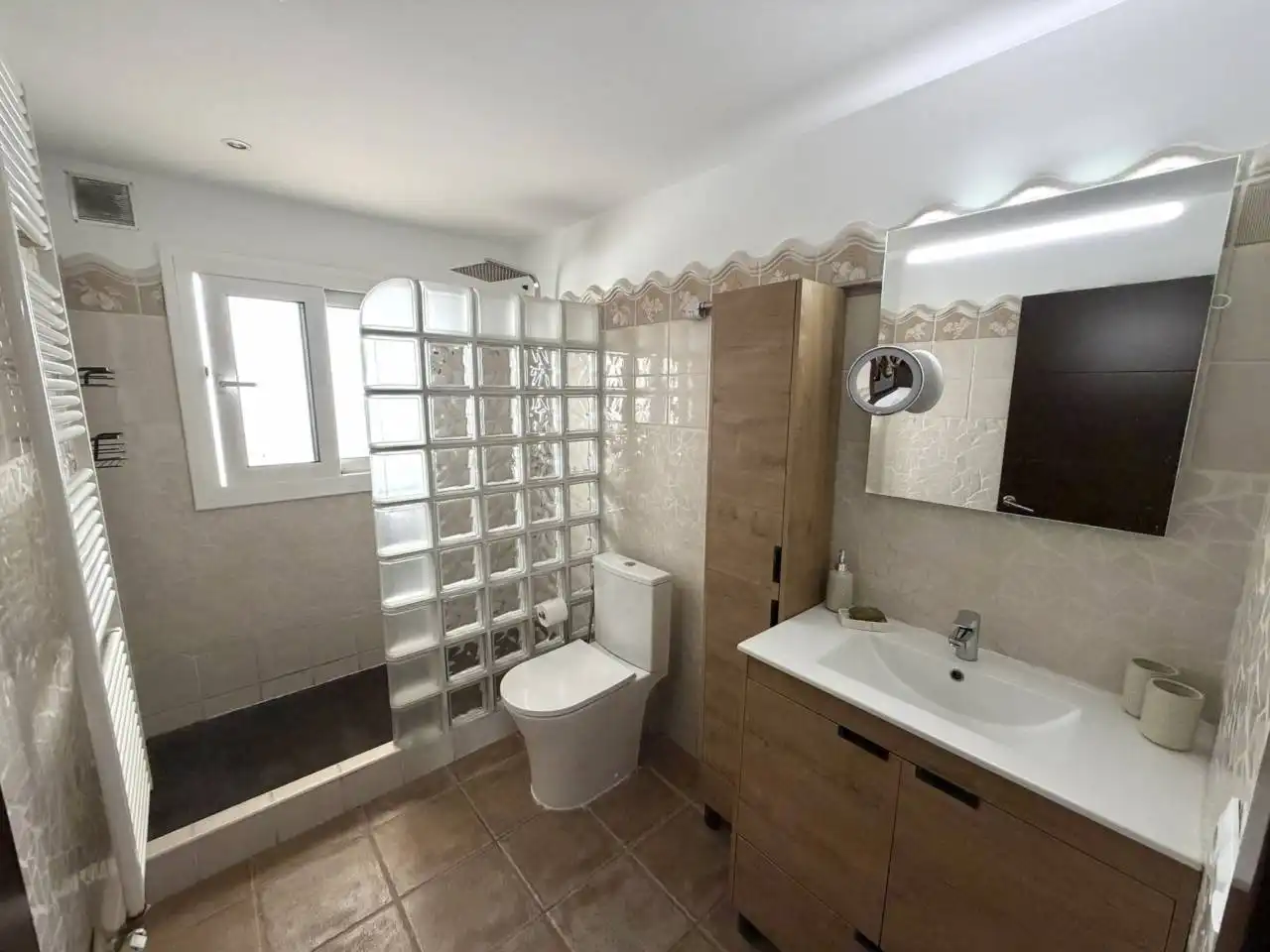 Bany de Casa o xalet en venda en Lloret de Mar amb Aire condicionat, Calefacció i Jardí privat