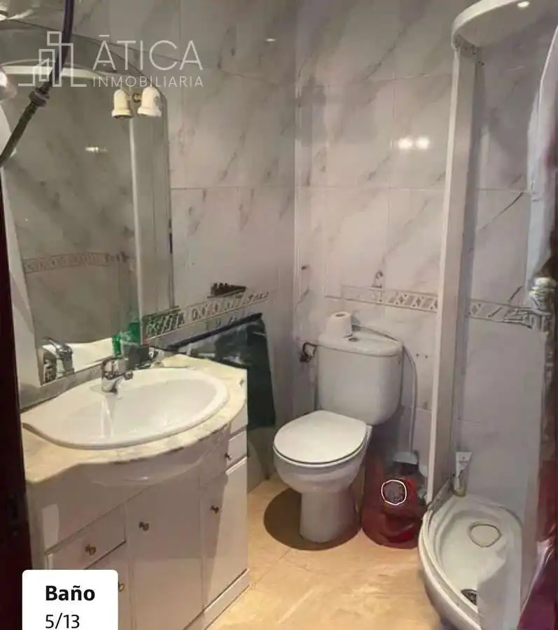 Baño de Ático de alquiler en Salamanca con Calefacción, Terraza y Amueblado