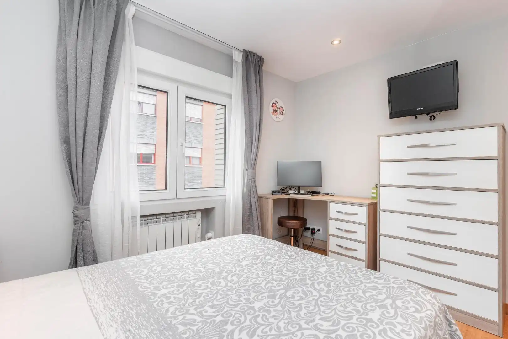 Bedroom of Apartments for sale in San Martín del Rey Aurelio  with Heating, Parquet flooring and Storage room