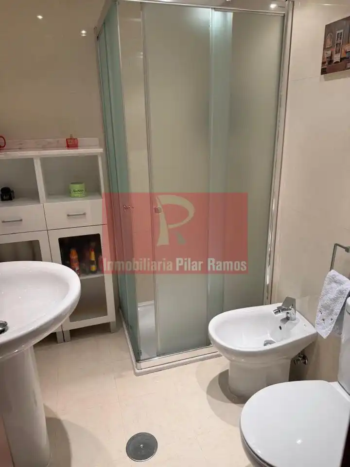 Bathroom of Flat for sale in Boñar  with Heating, Parquet flooring and Terrace