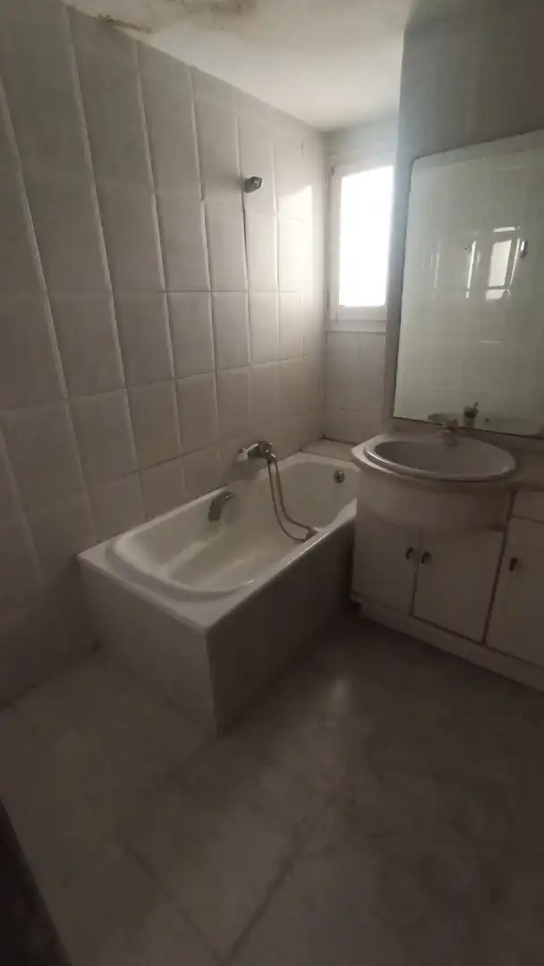 Appartamento con terrazza in vendita a Camí Reial, imagen 15