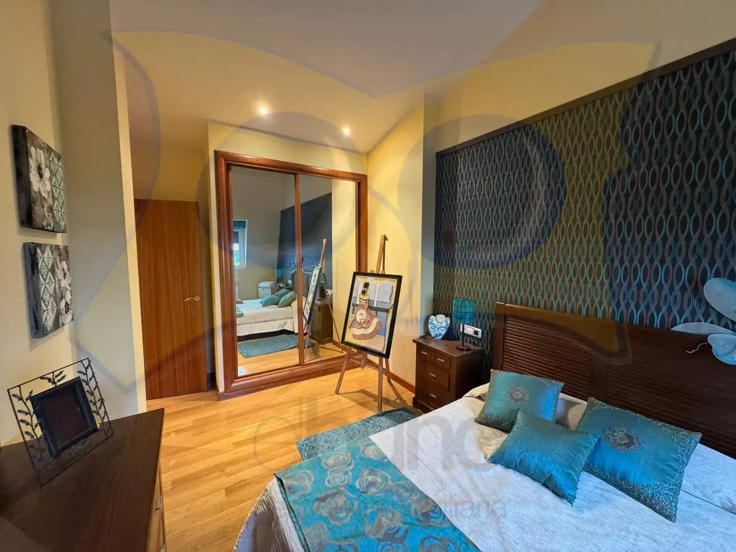 Habitación de Casa o chalet en venta en Carbajosa de la Sagrada con Aire acondicionado, Calefacción y Jardín privado