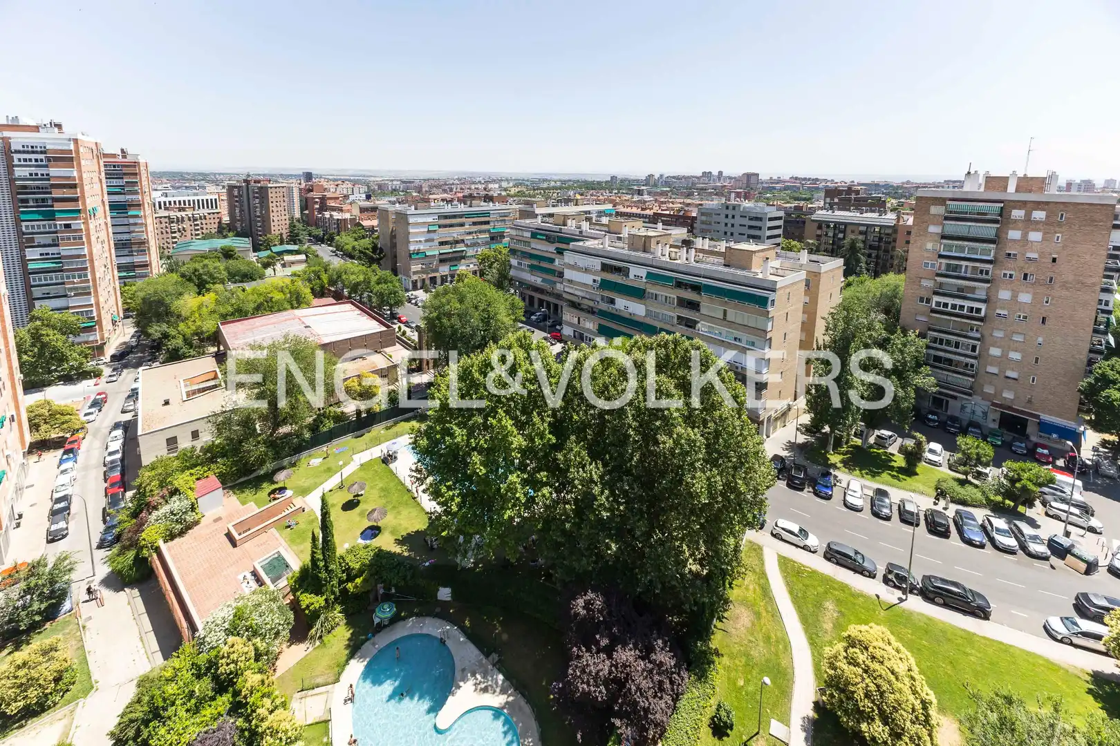 Exterior view of Flat for sale in Madrid  with Air Conditioner, Heating and Parquet flooring