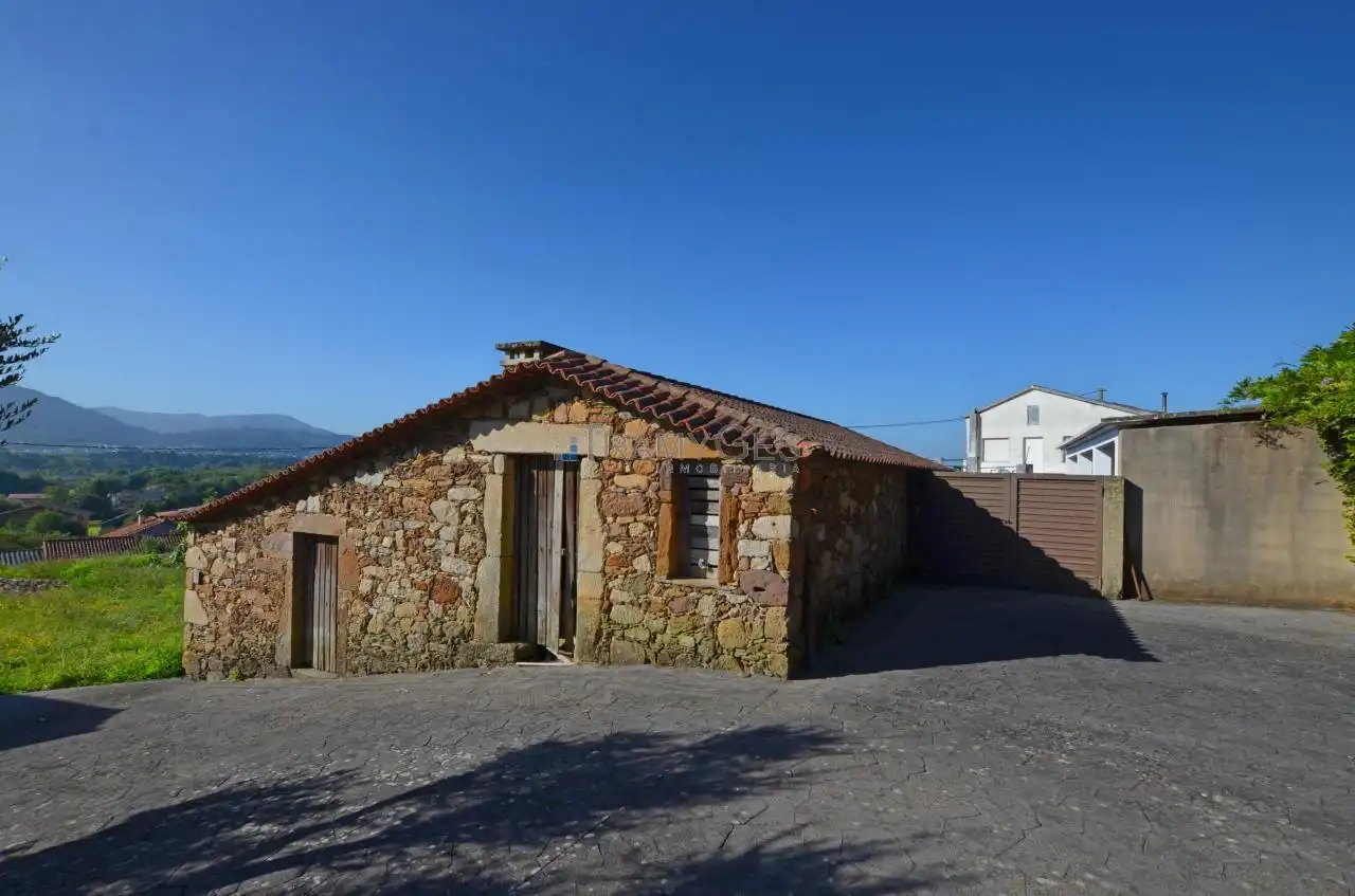 Vista exterior de Finca rústica en venta en O Rosal   con Calefacción, Jardín privado y Terraza