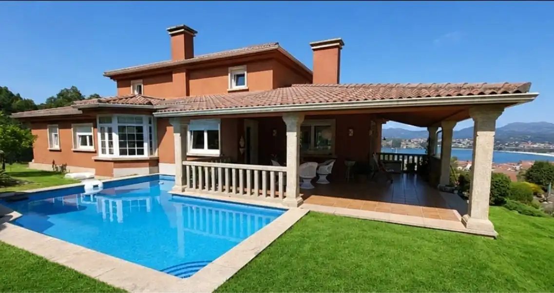 Casa o xalet en venda a Baiona