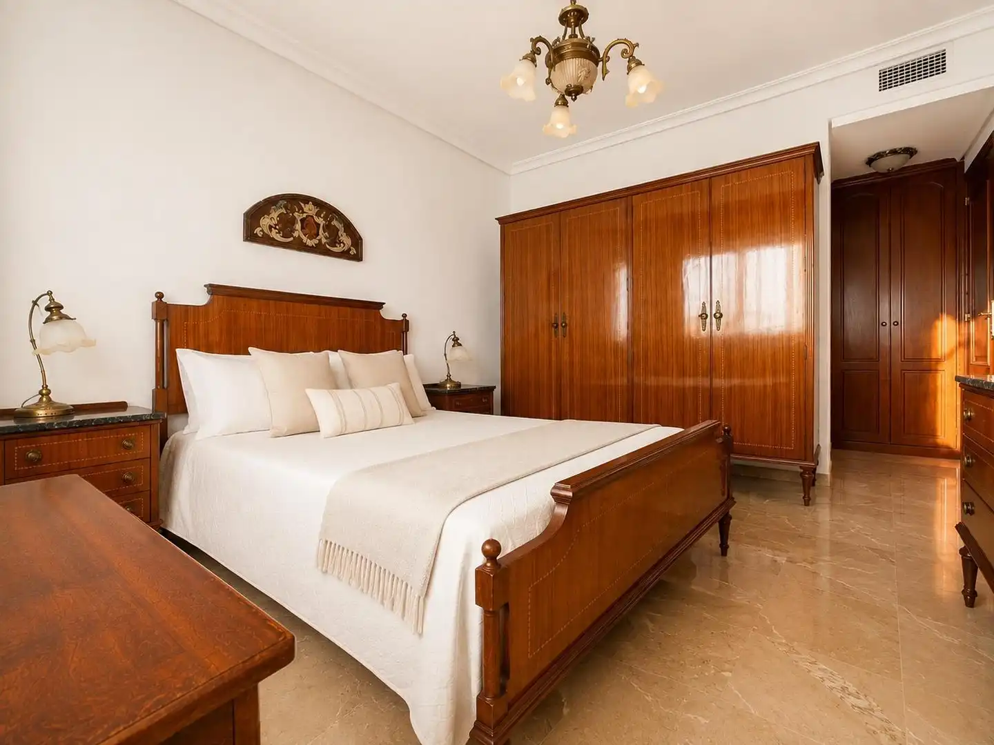 Schlafzimmer von Wohnung zum Verkauf in Córdoba mit Heizung, Privatgarten und Terrasse