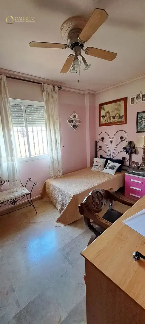 Dormitori de Dúplex en venda en Sevilla amb Aire condicionat, Calefacció i Terrassa