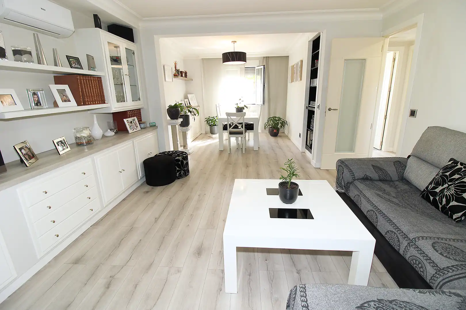 Sala de estar de Casa o chalet en venta en Uceda con Aire acondicionado, Calefacción y Jardín privado