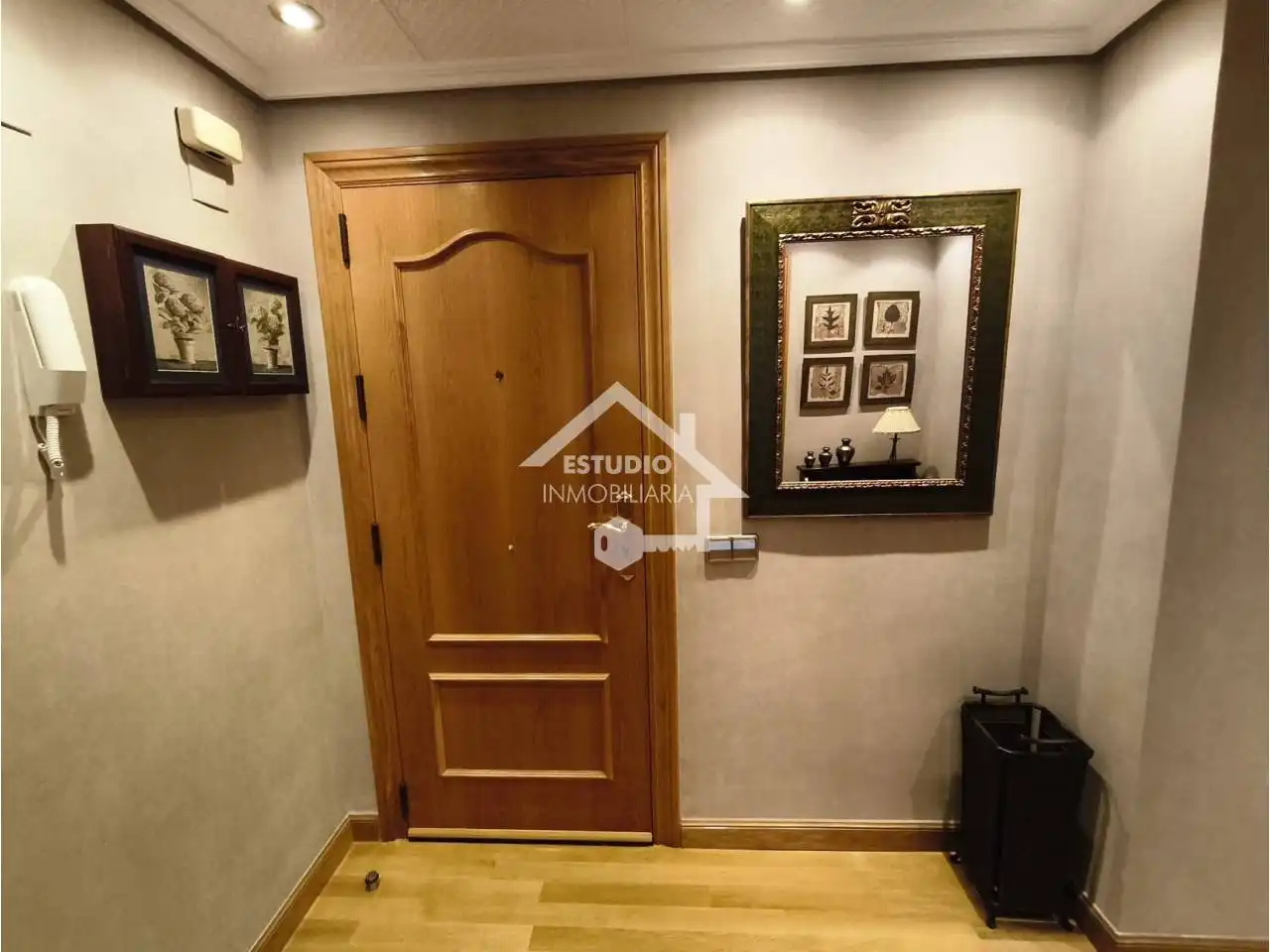 Piso con terraza en venta en Calle Belchite, imagen 37