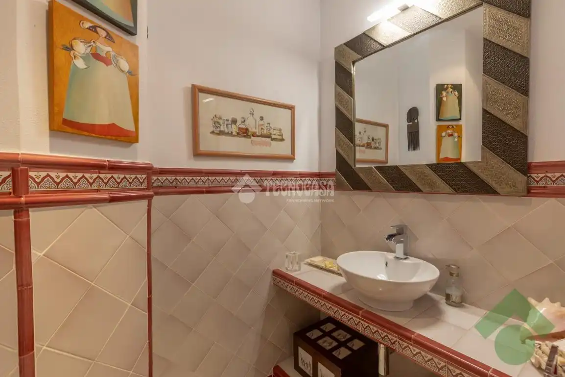Bany de Casa o xalet en venda en Albolote