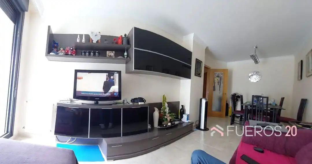 Wohnzimmer von Wohnung zum Verkauf in Noja mit Heizung, Privatgarten und Terrasse