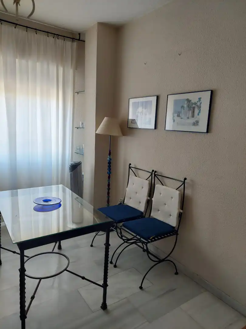 Wohnung zur Miete in Calle Alcalá Zamora, 21, Santa Rosa - Valdeolleros