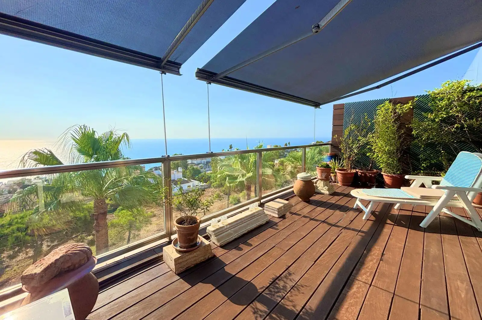 Terraza de Ático en venta en Manilva con Aire acondicionado, Terraza y TV