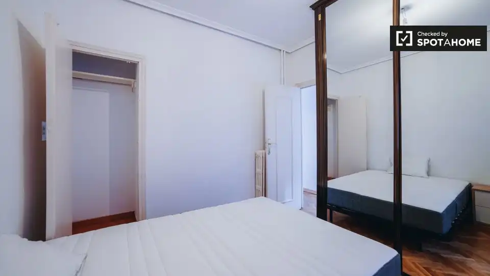 Room in Madrid, Madrid