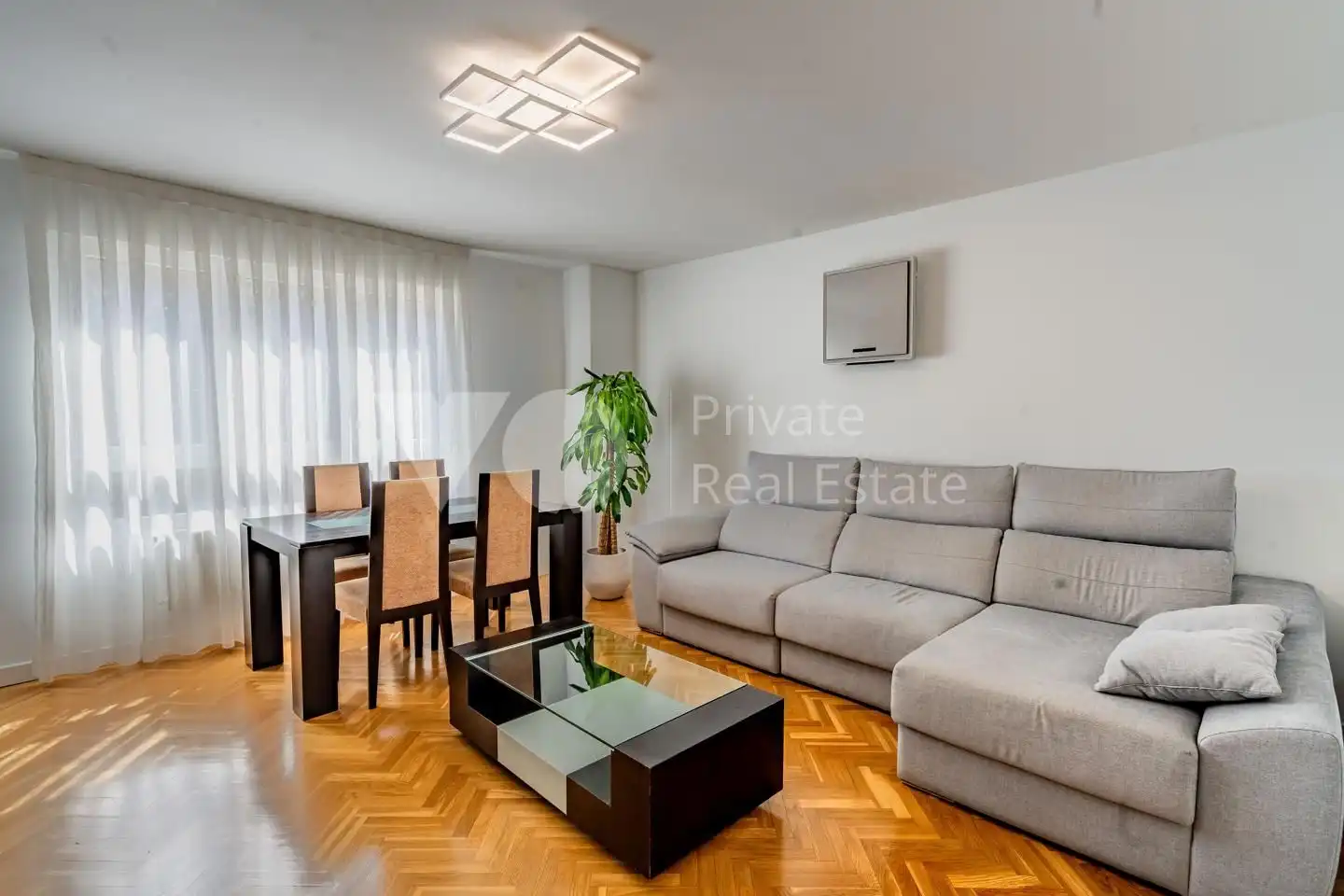 Flat with pool for sale in Avenida las Retamas, imagen 2