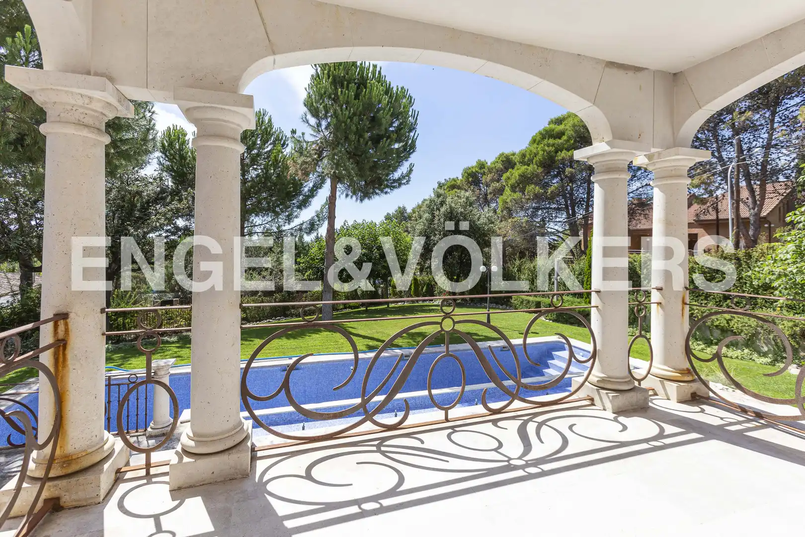 Terrassa de Casa o xalet de lloguer en Villaviciosa de Odón amb Aire condicionat, Calefacció i Jardí privat