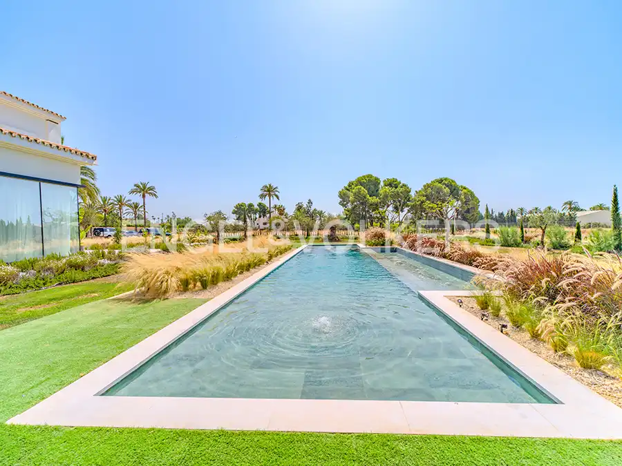 Piscina de Casa o xalet en venda en Elche / Elx amb Aire condicionat, Calefacció i Jardí privat