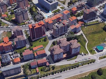 Pis amb jardí de lloguer a Alisal - San Román