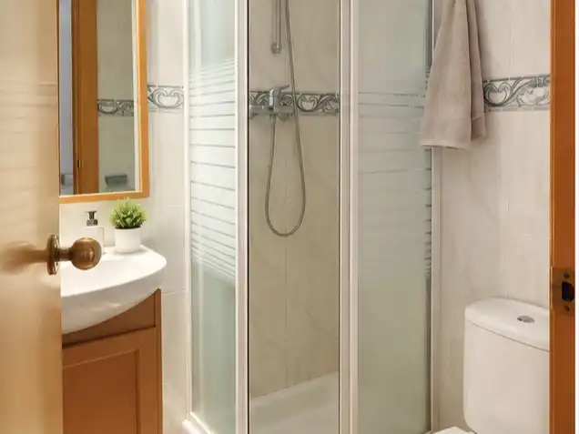 Bathroom of Flat for rent in Terrassa  with Terrace and Balcony