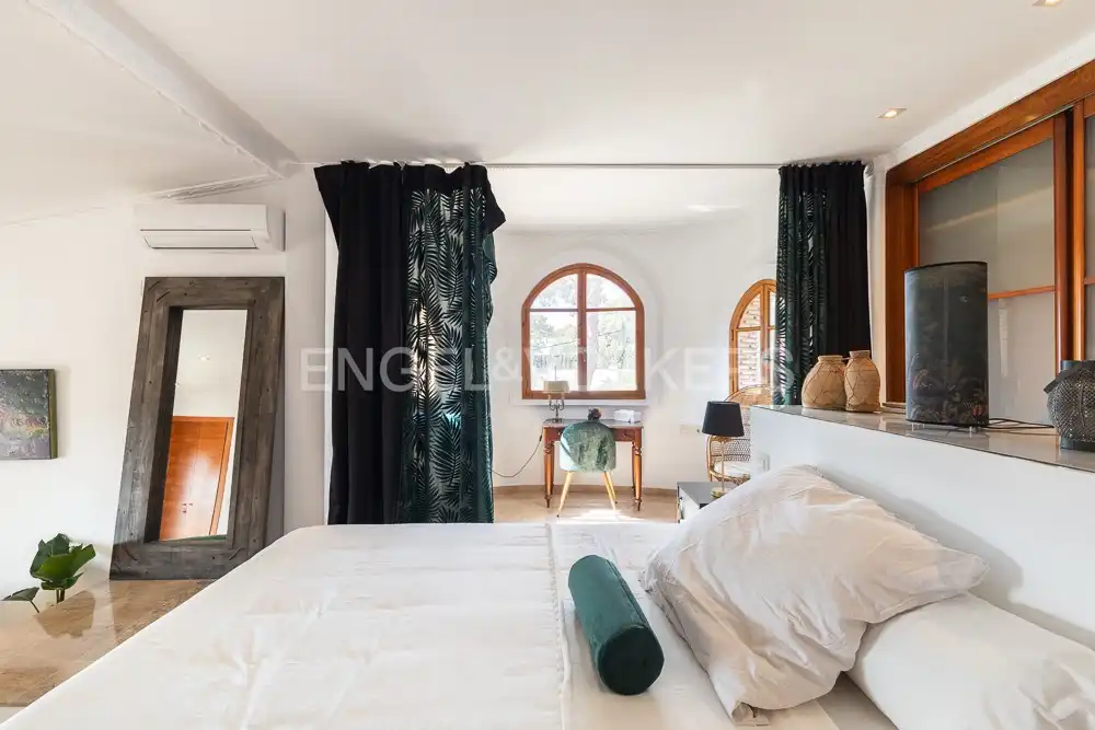 Habitación de Casa o chalet de alquiler en Manises con Aire acondicionado, Calefacción y Jardín privado