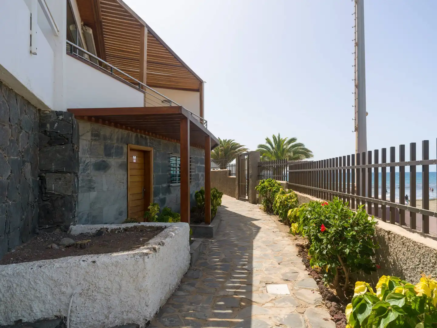 Vista exterior de Casa o chalet en venta en San Bartolomé de Tirajana con Aire acondicionado, Amueblado y Jacuzzi