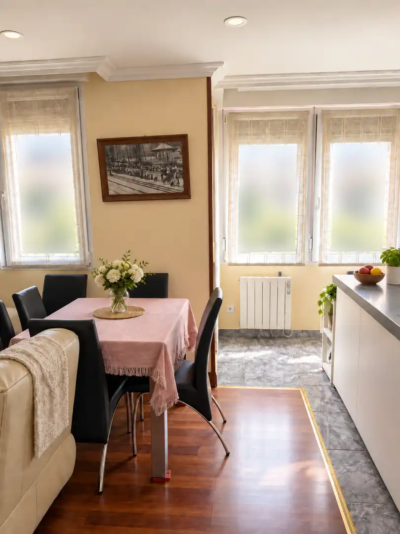 Dining room of Flat for sale in Deusto