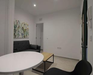 Living room of Apartment to share in  Madrid Capital  with Air Conditioner and Terrace