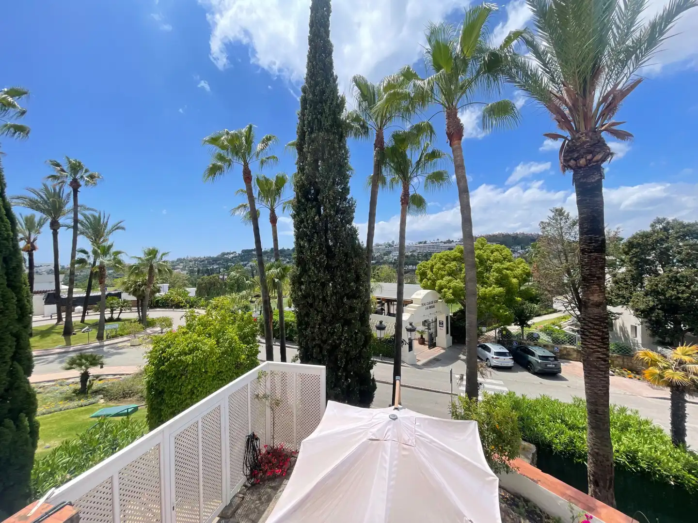Vista exterior de Apartamento de alquiler en Marbella con Aire acondicionado, Terraza y Amueblado