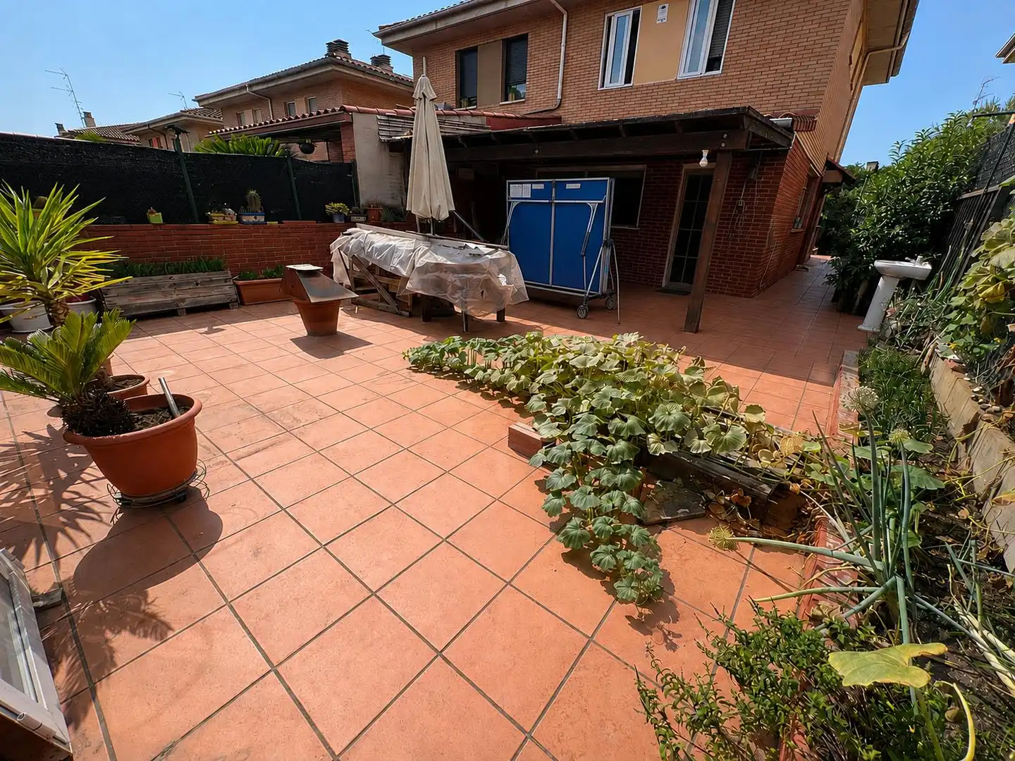 Terraza de Casa adosada en venta en Tordera con Calefacción, Jardín privado y Parquet