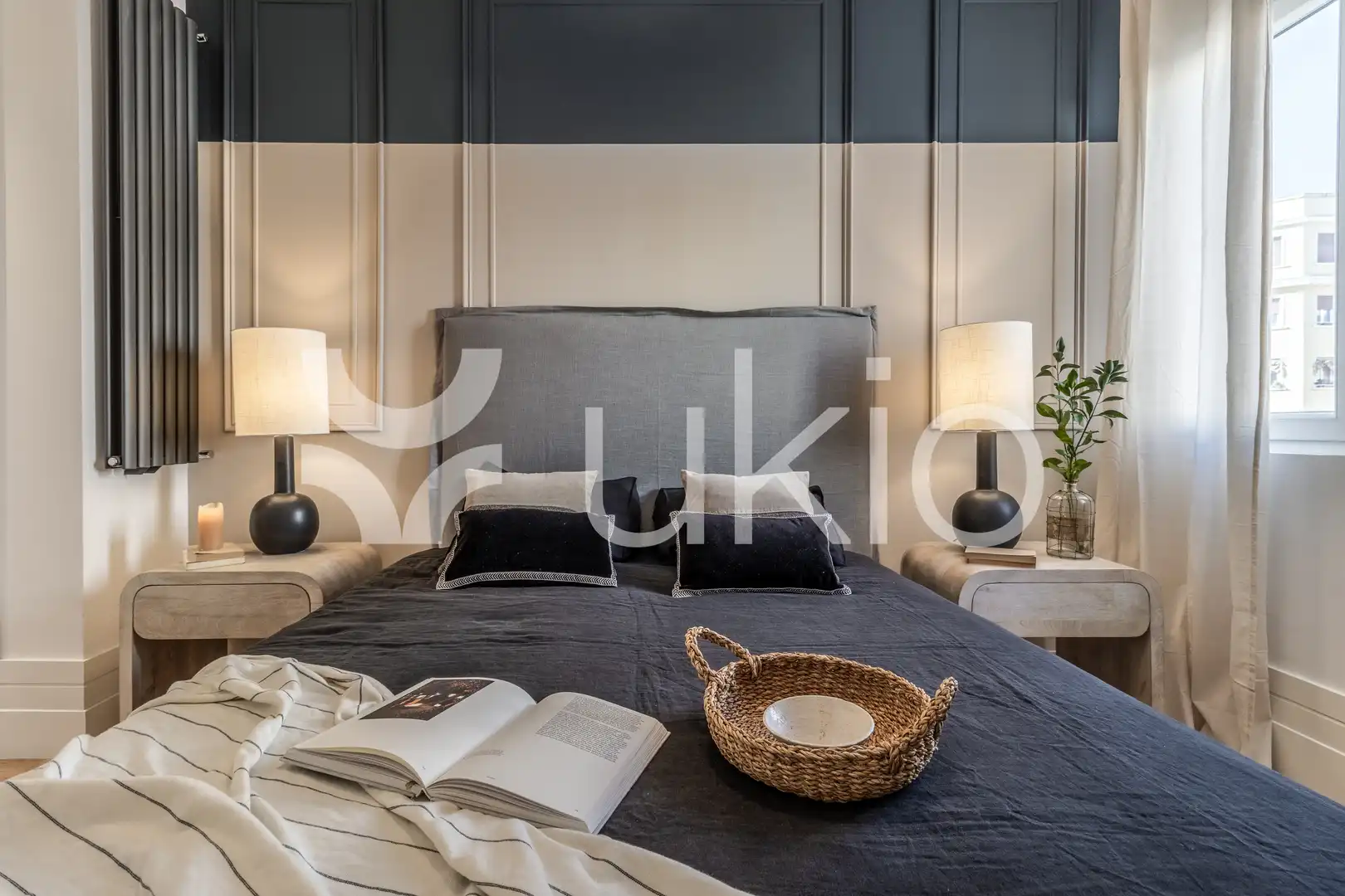 Bedroom of Flat for rent in Madrid  with Air Conditioner, Heating and Furnished