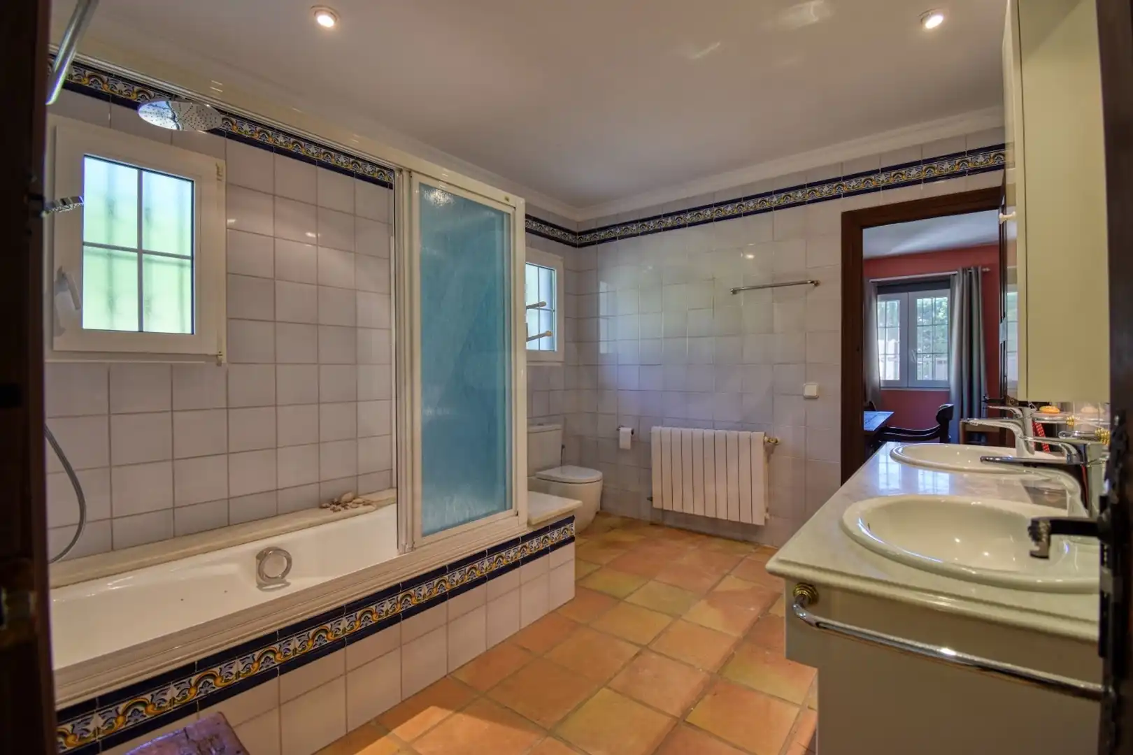 Bathroom of Houses for sale in Dénia  with Air Conditioner, Heating and Terrace