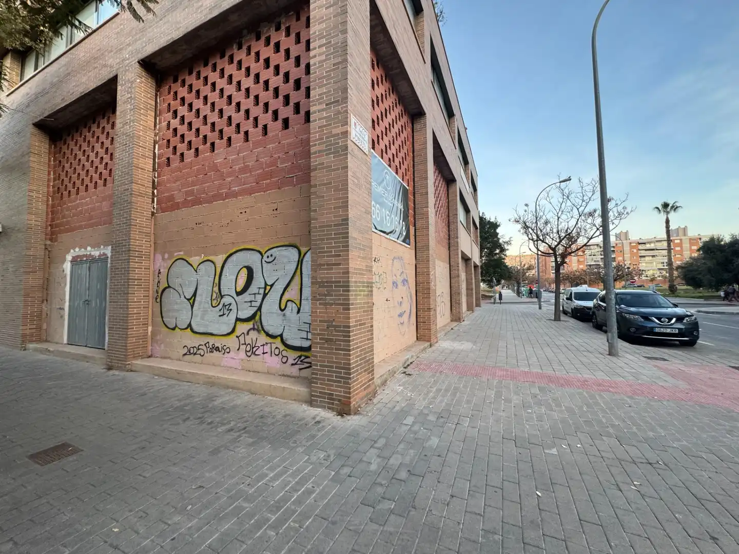 Gewerbefläche zum Verkauf in Avenida de Juan Sanchís Candela 23, imagen 3