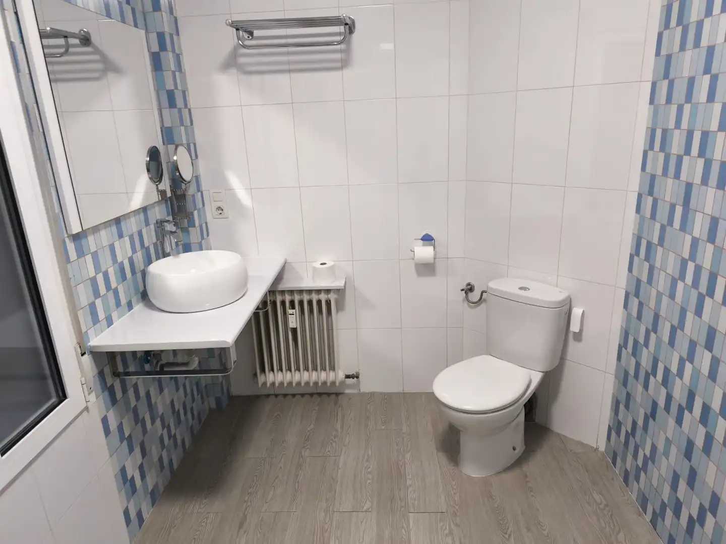 Baño de Piso en venta en Valdepeñas con Aire acondicionado y Calefacción