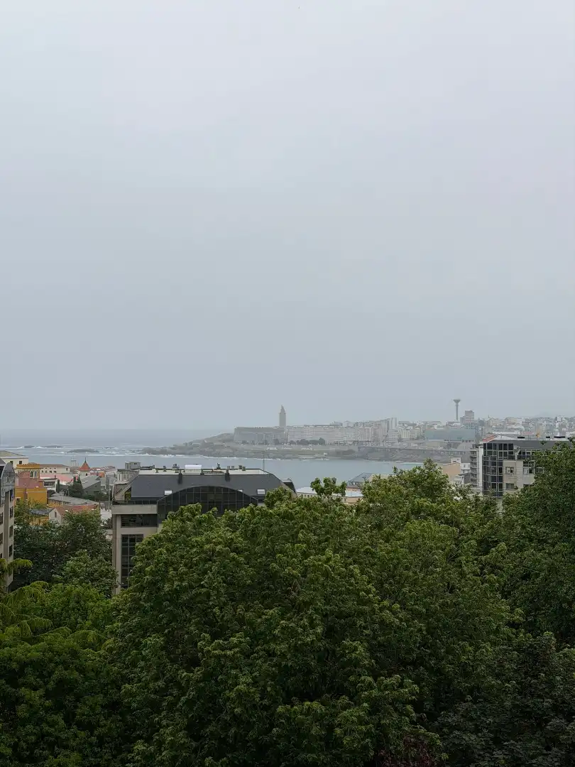 Vista exterior de Piso en venta en A Coruña Capital  con Calefacción, Parquet y Trastero