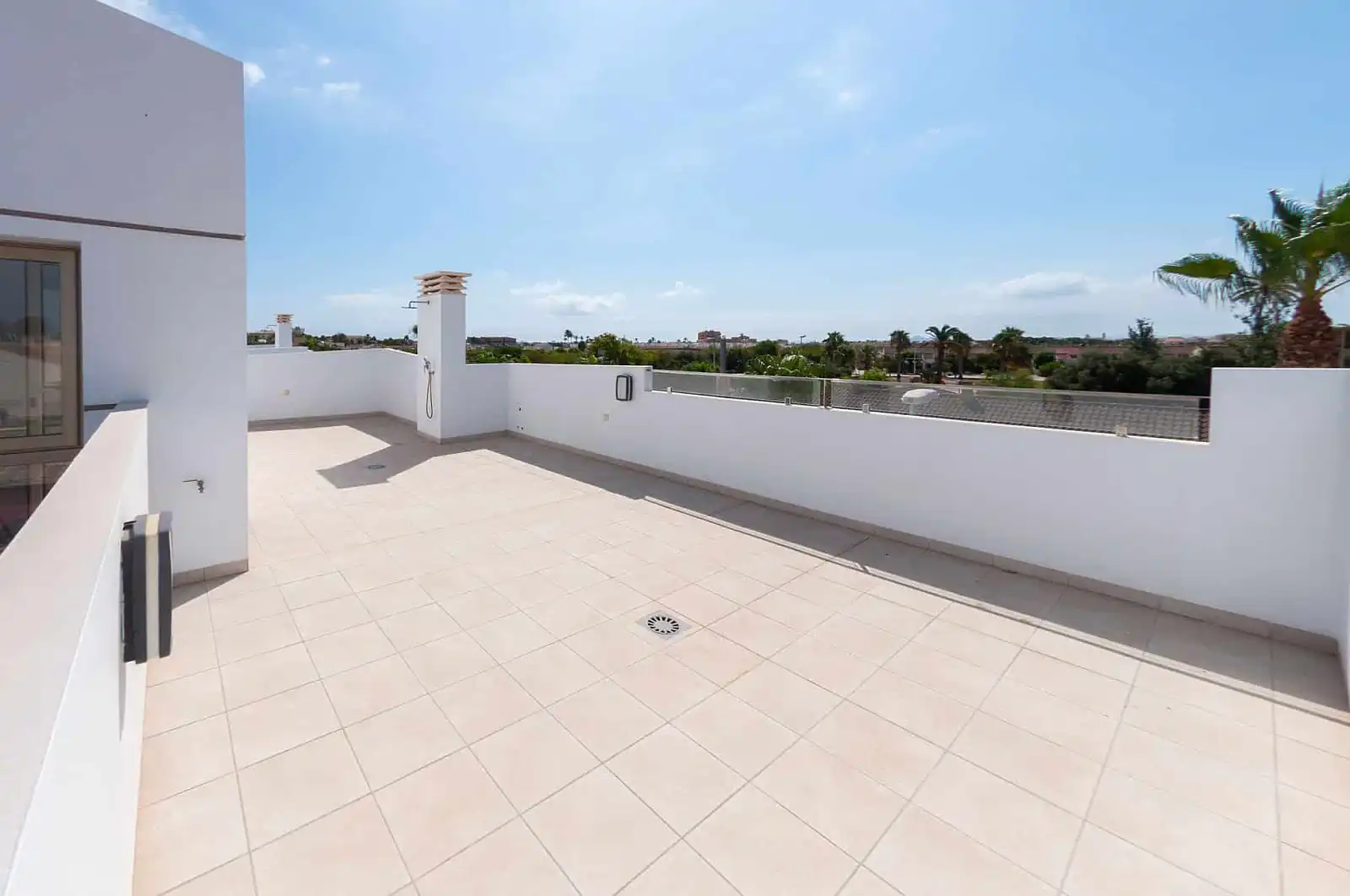 Terrassa de Casa o xalet en venda en Los Alcázares amb Aire condicionat, Jardí privat i Terrassa