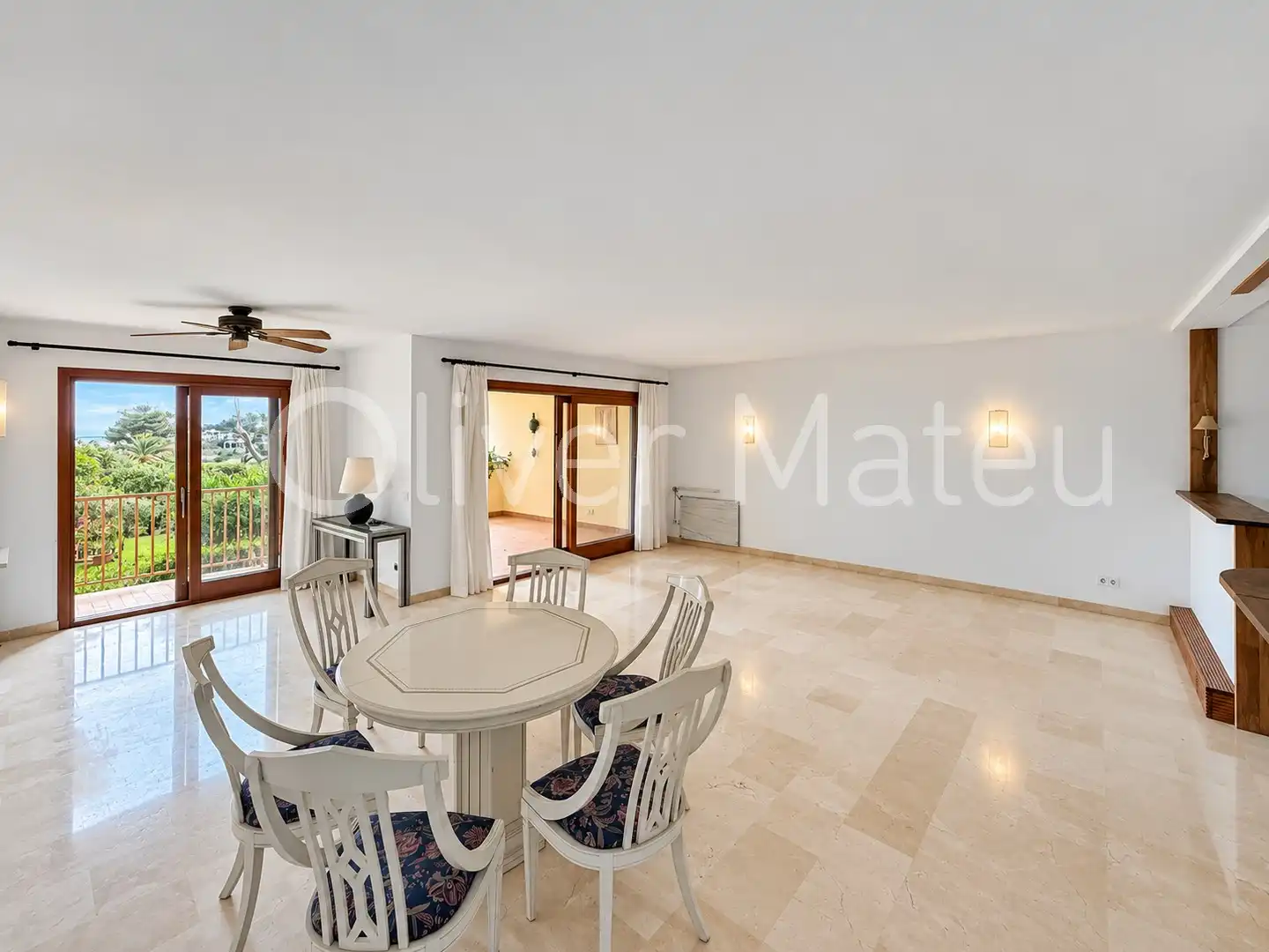 Comedor de Dúplex en venta en Cala Vinyes