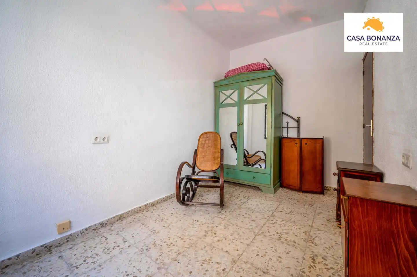 Bedroom of Houses for sale in Jete  with Private garden and Furnished