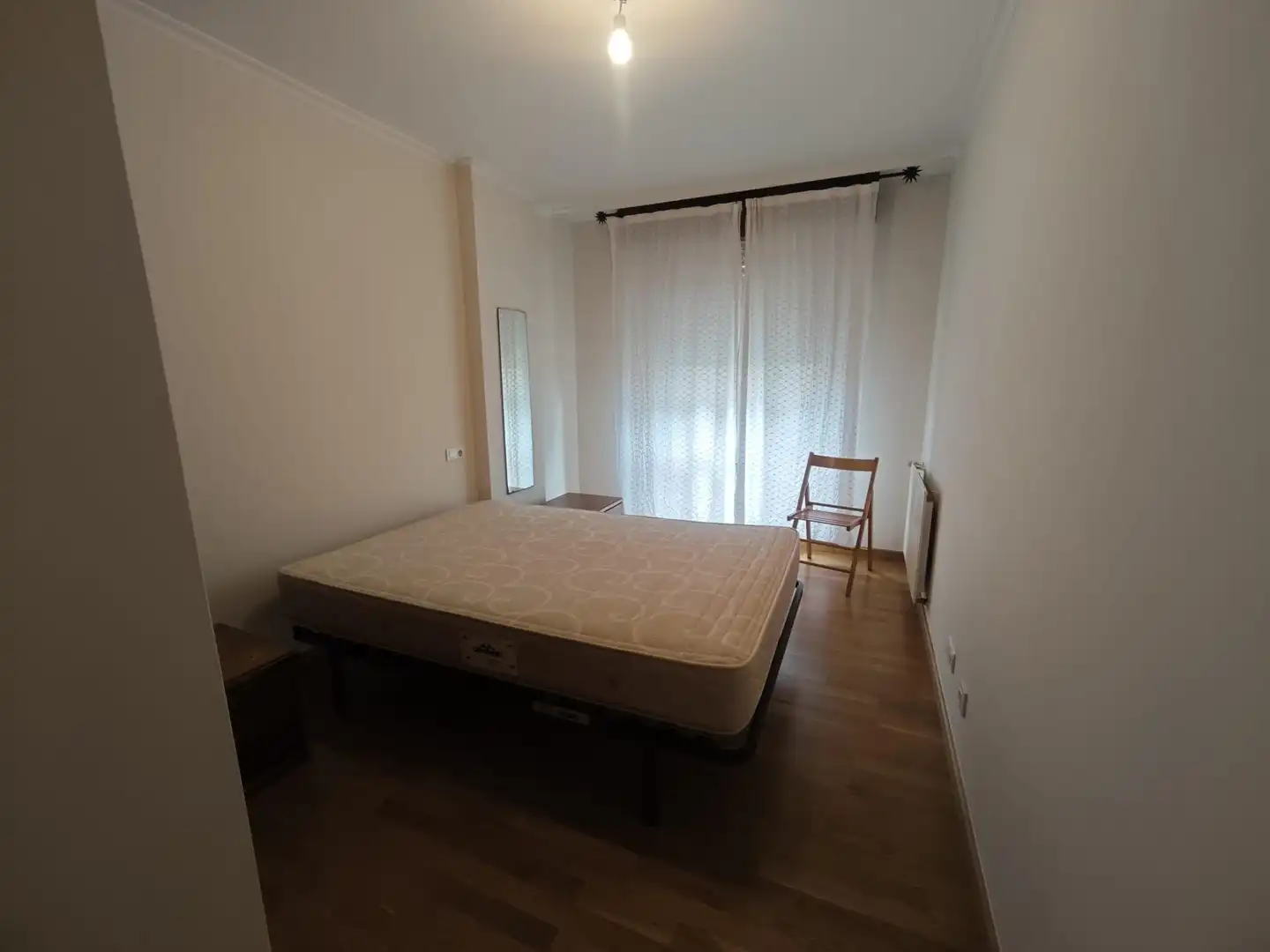 Bedroom of Flat for rent in Culleredo  with Heating, Parquet flooring and Storage room
