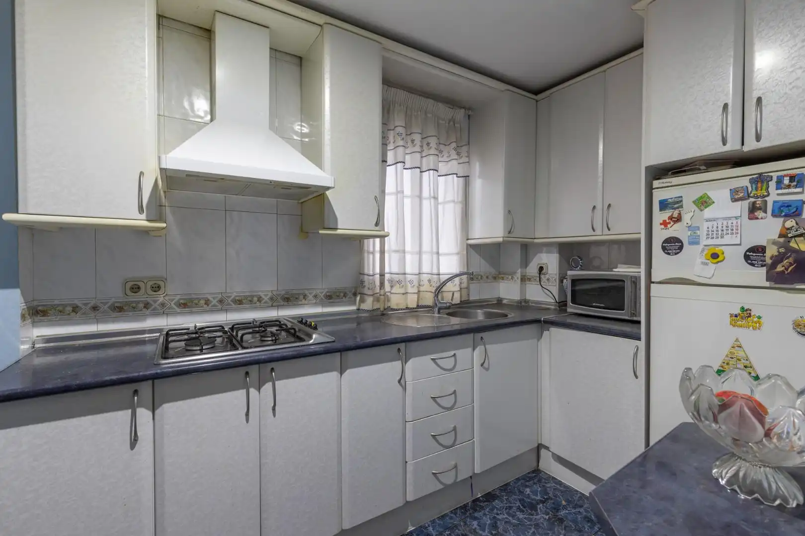 Küche von Wohnung zum Verkauf in Granada mit Balkon
