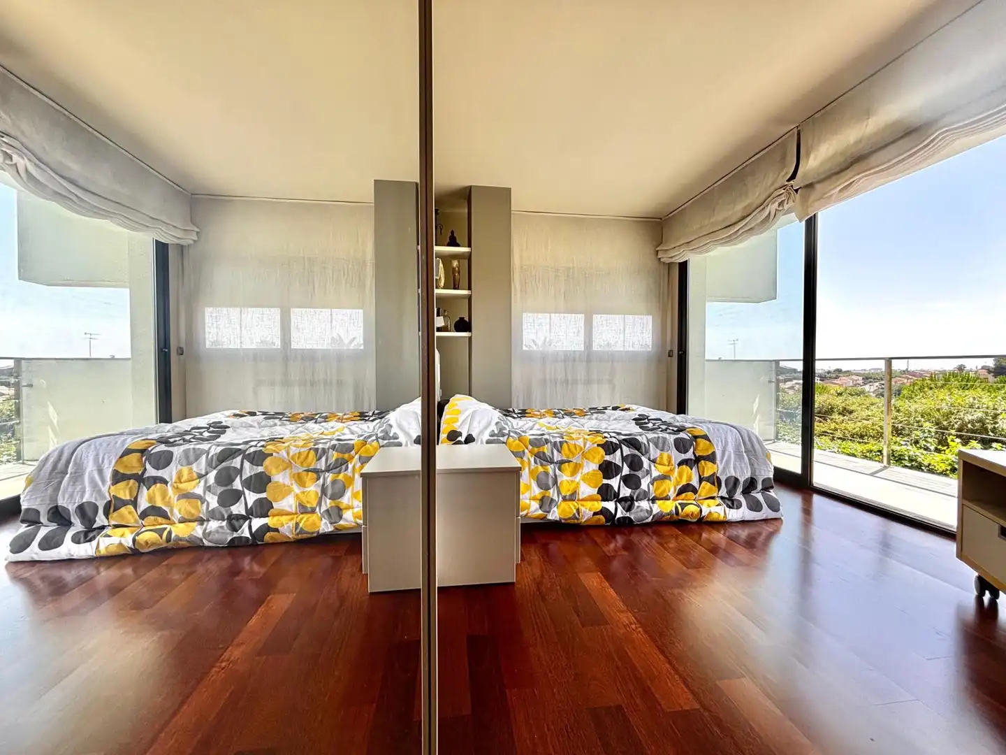 Schlafzimmer von Haus oder Chalet zum Verkauf in Pineda de Mar mit Klimaanlage, Privatgarten und Terrasse